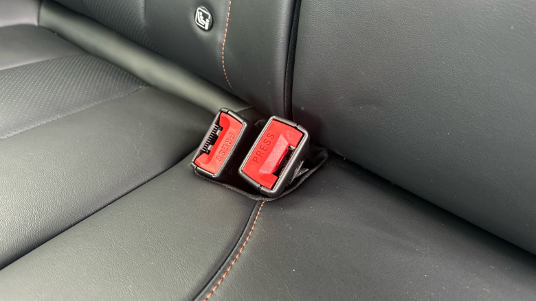 MG HS 1.5 T-GDI Trophy 5dr DCT Petrol Hatchback